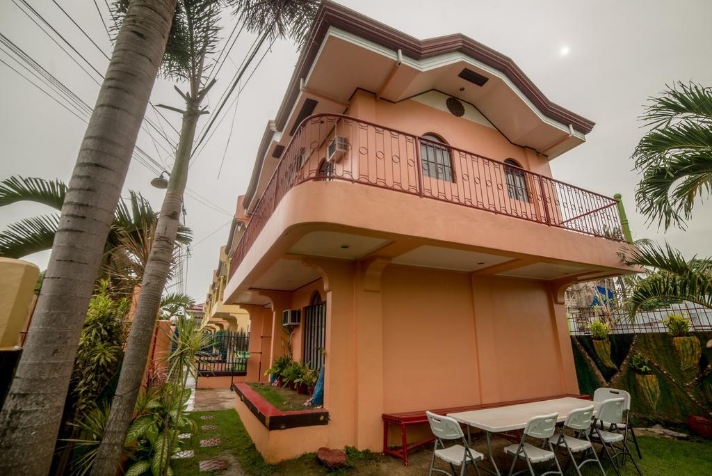 Jenjen'S House Rental Мактан Екстер'єр фото